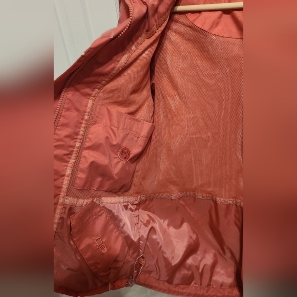 Light pink‎ windbreaker - Picture 3 of 4
